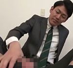 【ゲイ動画】真面目そうなスーツ姿のリーマンが足コキしたり上目遣いで手コキ責めして奉仕していくｗ